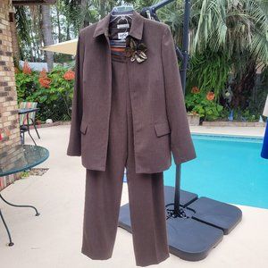 Kasper 3-Piece Pant/Vest Suit, size 6, with 2 Tops